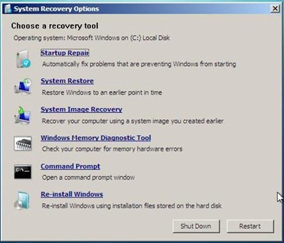 Advanced Boot Options menu in the Boot Manager, with options to Repair Your Computer, launch in Safe Mode, etc.