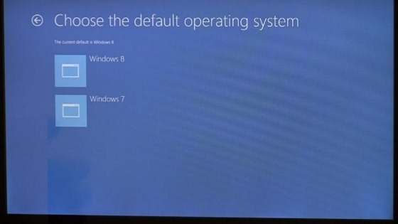 Screen that reads: “Choose the default operating system. The current default is Windows 8.” Option 1: “Windows 8” Option 2: “Windows 7”