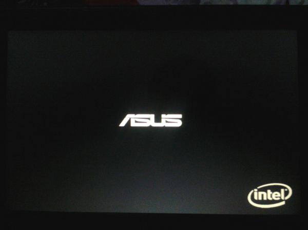華碩筆記本Win7開機卡在ASUS LOGO界面的原因分析
